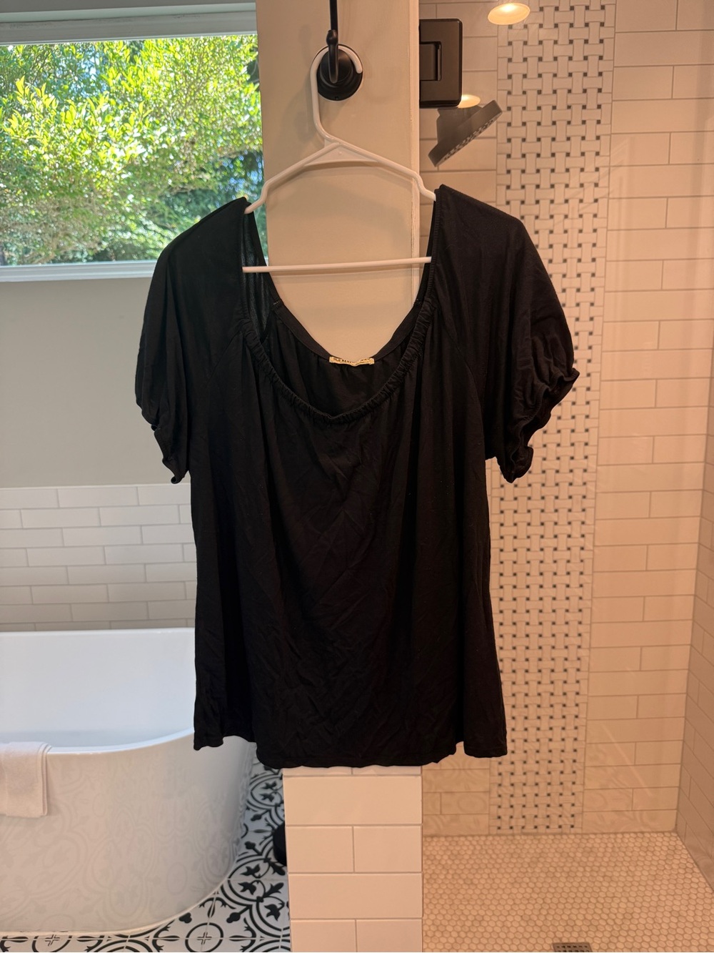 Old Navy Black Scoop Neck Short Sleeve Blouse
